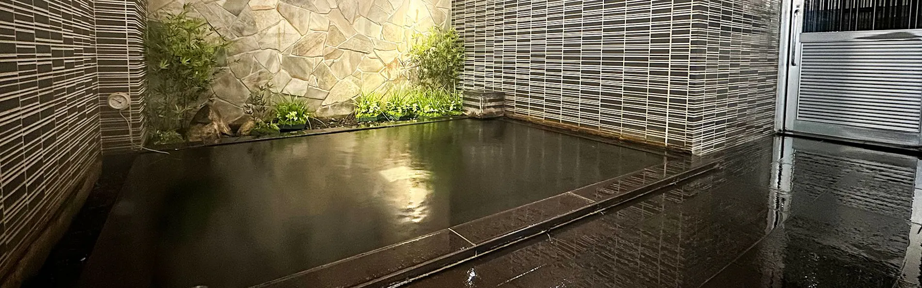 博多天然温泉「旅人の湯」 ホテルルートイン博多駅前