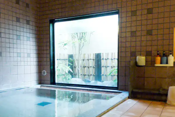 ห้องอาบน้ำรวม