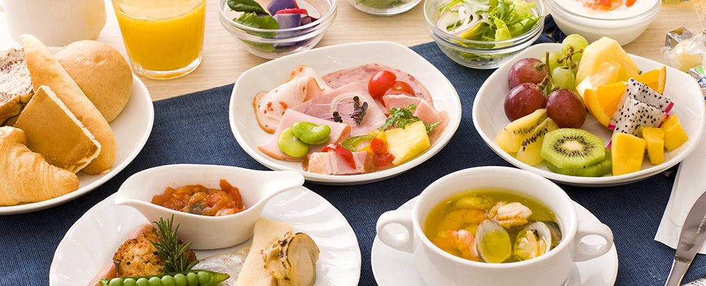 日式與西式自助餐