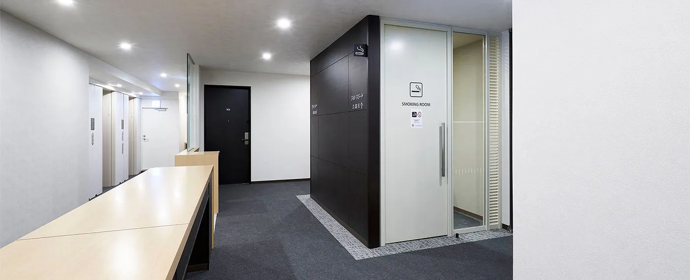 พื้นที่สูบบุหรี่ (ชั้น 3)