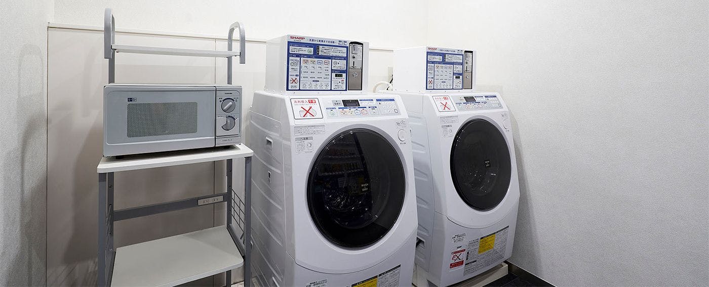 ห้องซักผ้าหยอดเหรียญ (ชั้น 3)