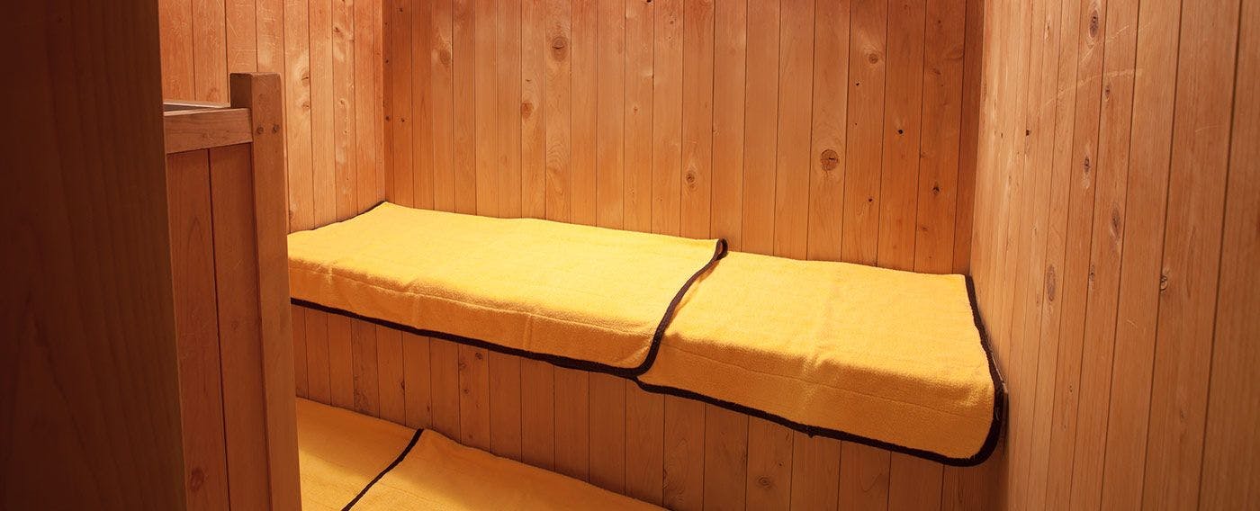 Large public bath and sauna