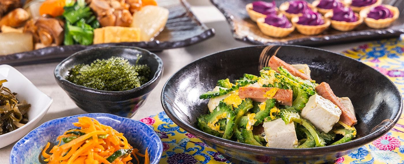 ลิ้มรสโอกินาว่าที่ 'คุวัตจิบุฟเฟ่ต์'