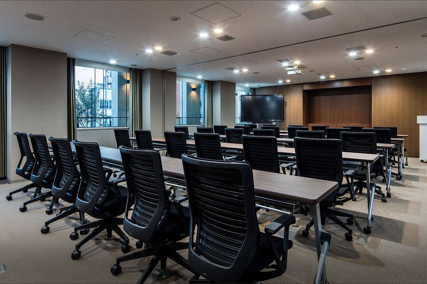 ห้องประชุม (ชั้น 2 อาคารหลัก)