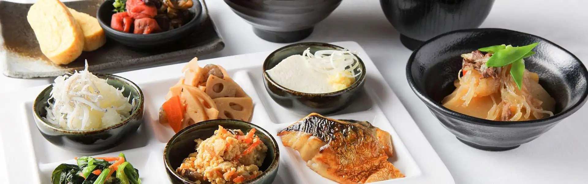 朝食