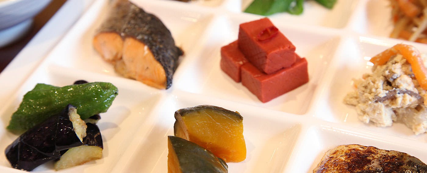 朝食バイキング