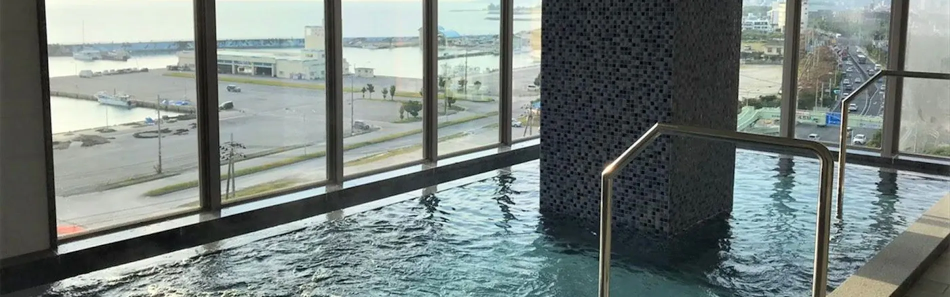 グリーンリッチホテル沖縄名護(人工温泉 二股湯の華)