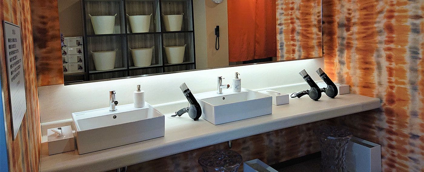 ห้องอาบน้ำสาธารณะ