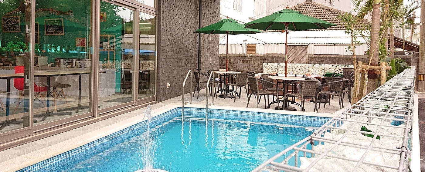 สระว่ายน้ำ & จากุซซี่