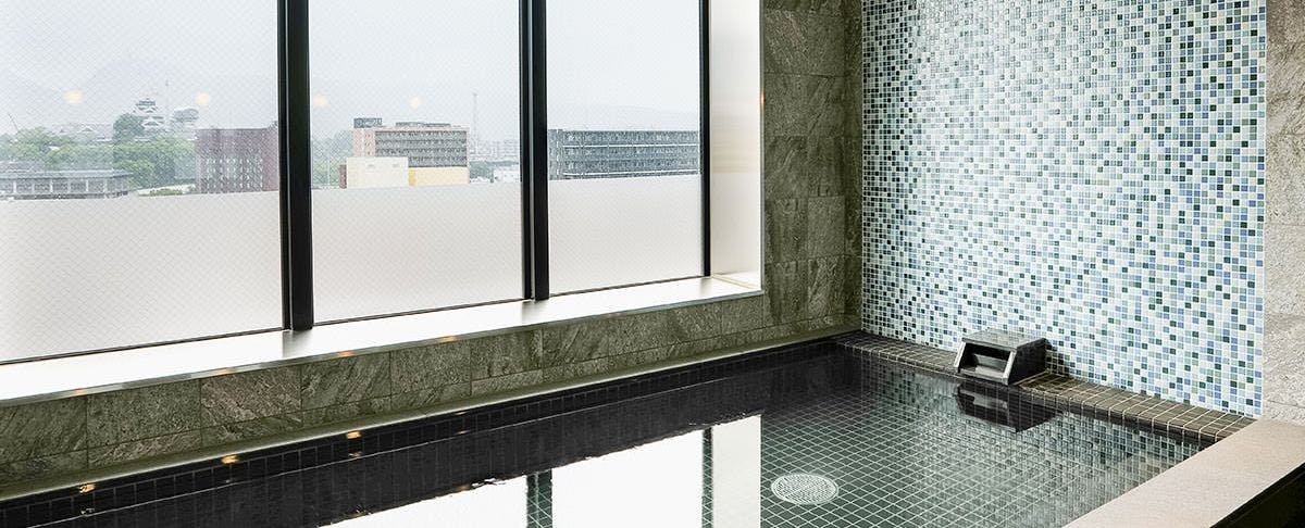 ห้องอาบน้ำรวมขนาดใหญ่