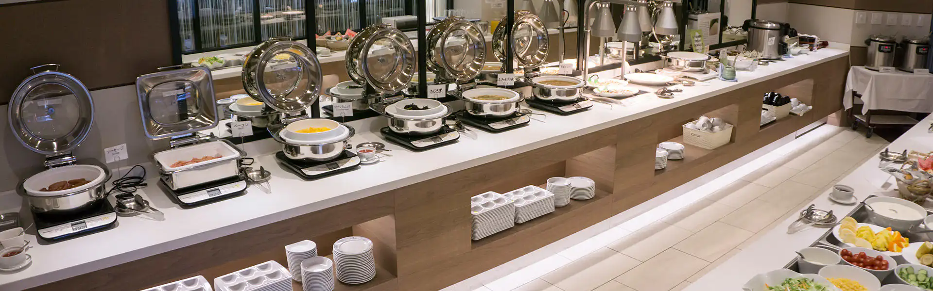 朝食会場