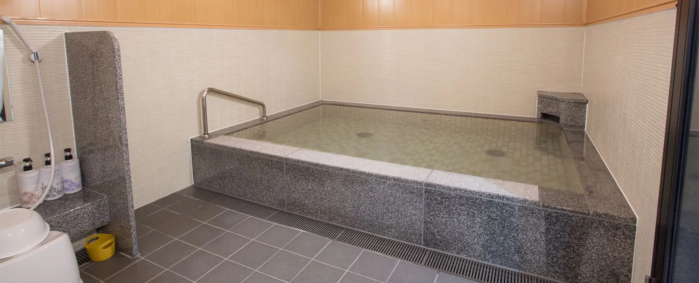 ห้องอาบน้ำแยกชายหญิง