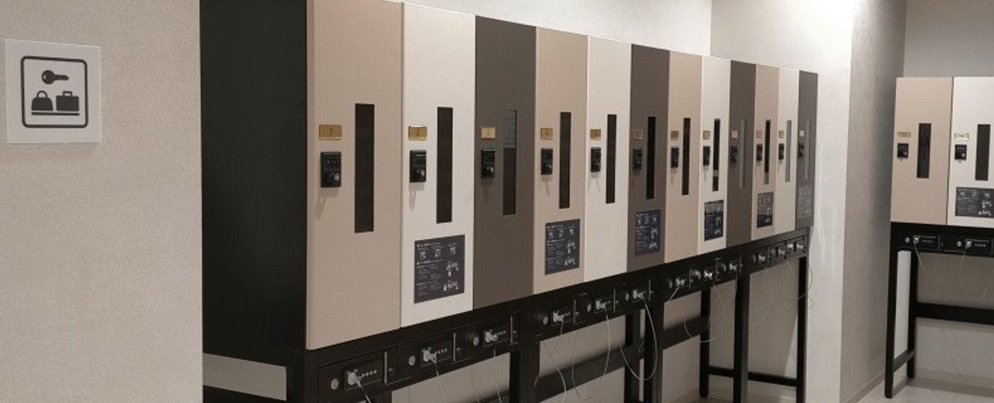 無料のセルフクローク完備