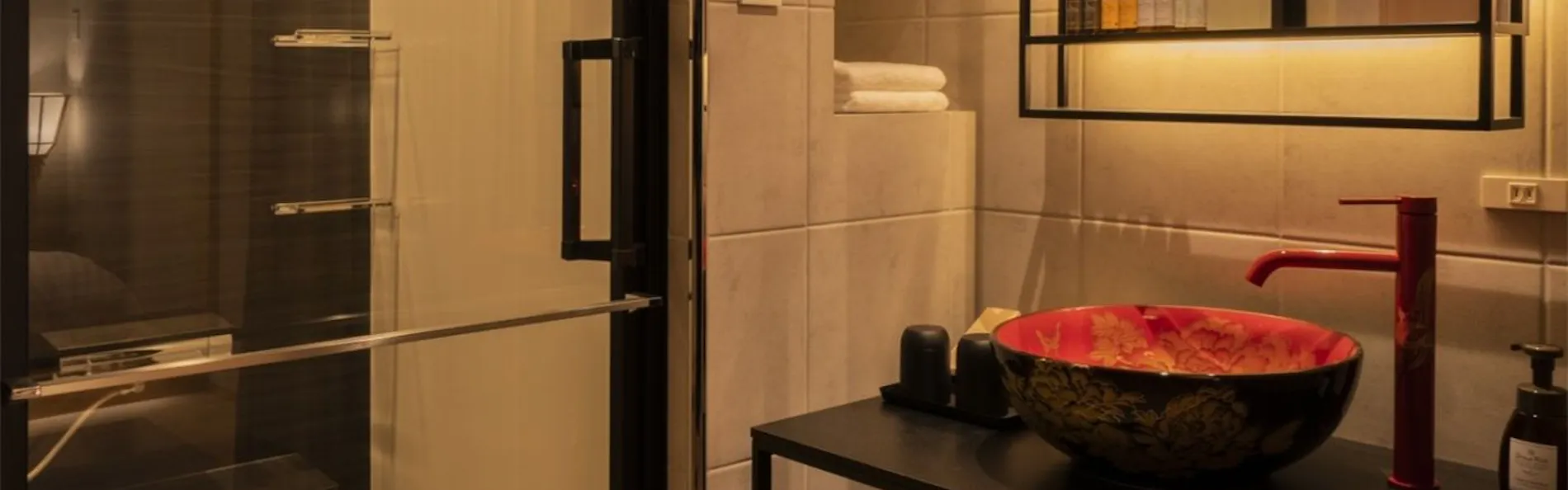 moire HOTEL YOSHIWARA
