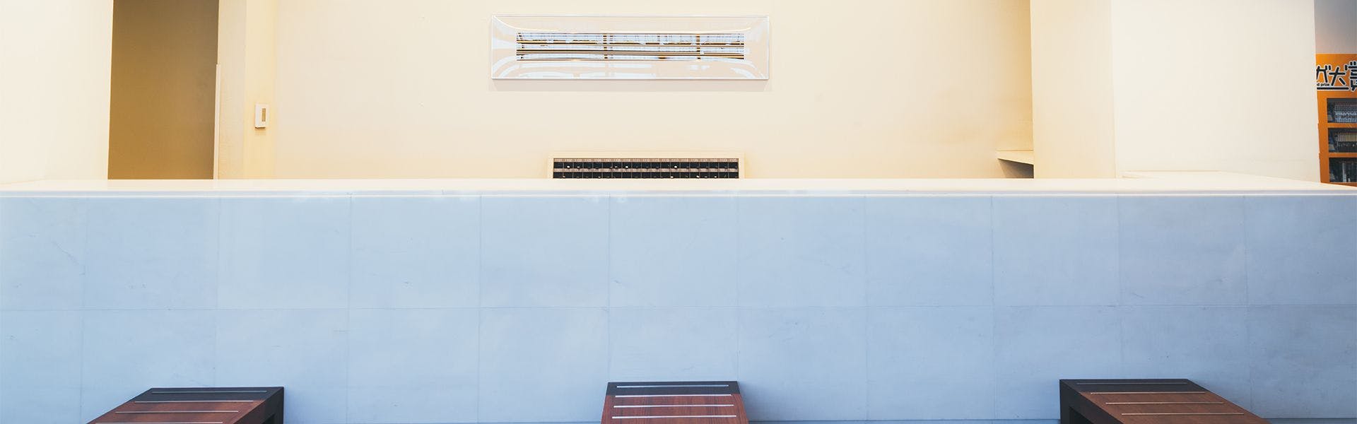 クインテッサホテル小倉 Comic & Books