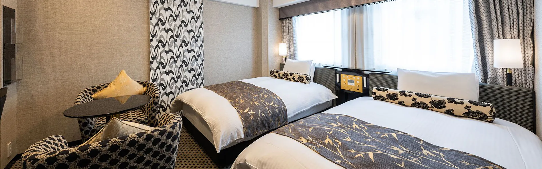 アパホテル〈八丁堀駅前〉