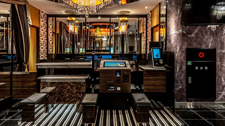 APA Hotel <Kayabacho Hatchobori Ekimae>