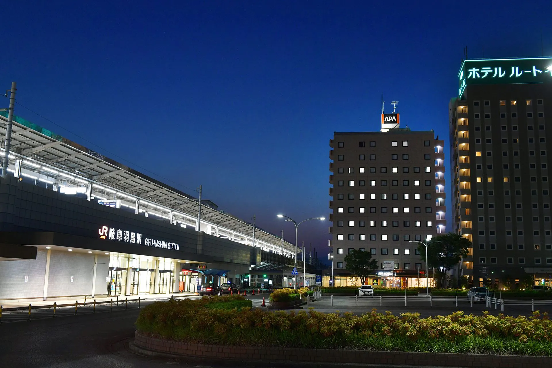 アパホテル〈岐阜羽島駅前〉