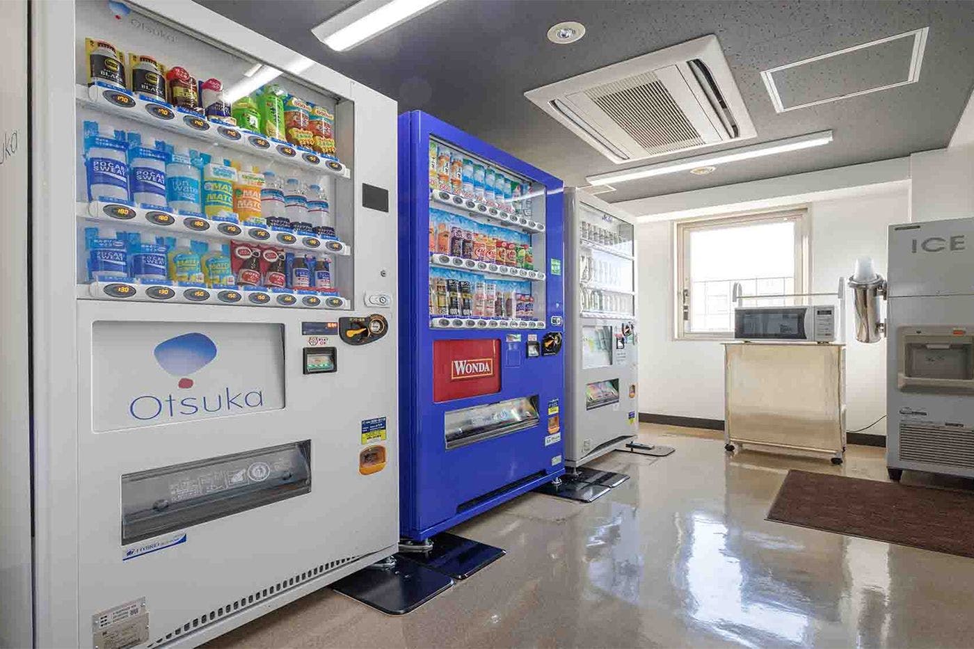 自動販売機コーナー