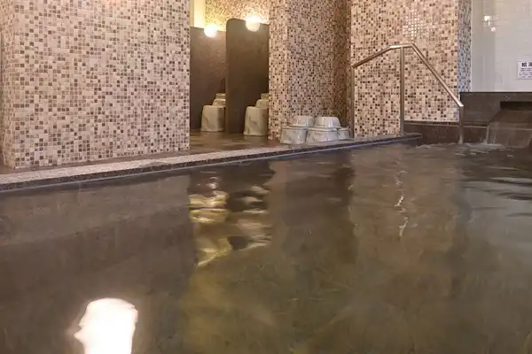 ห้องอาบน้ำรวม