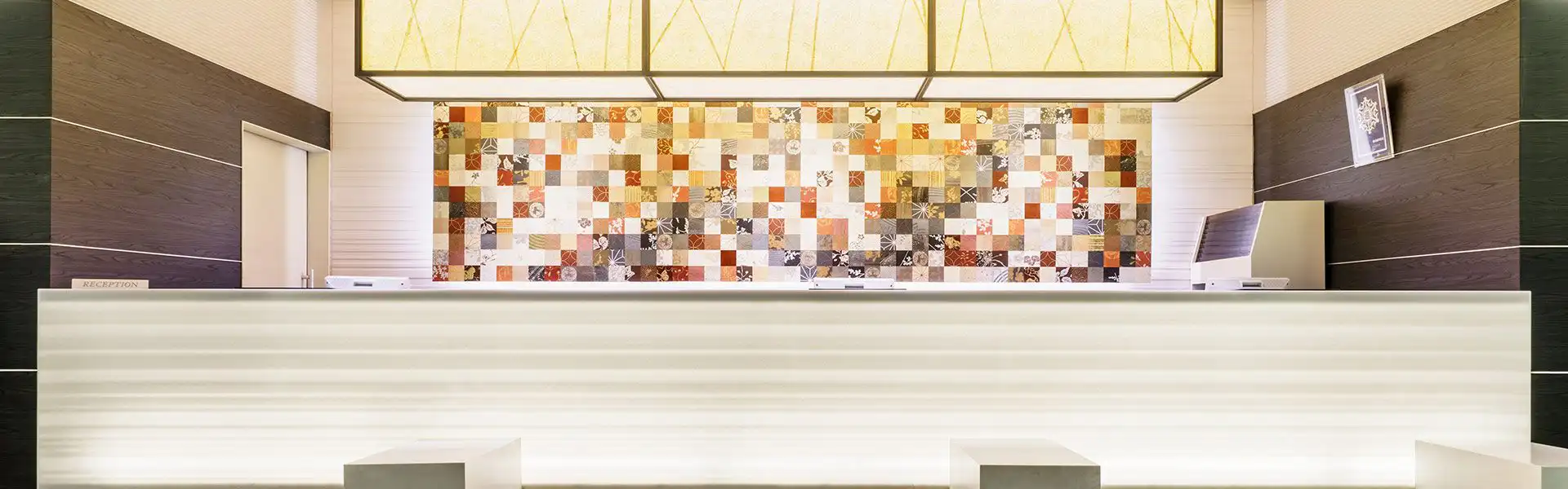 フロント