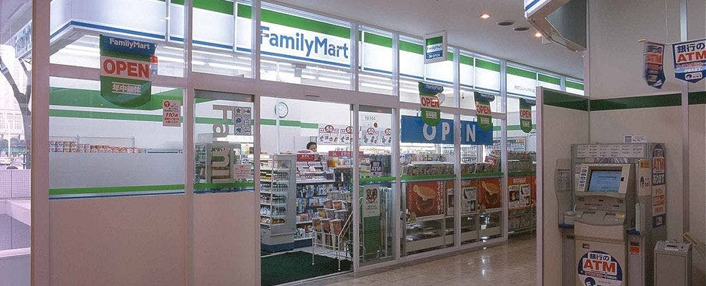 コンビニエンスストア（本館1階）