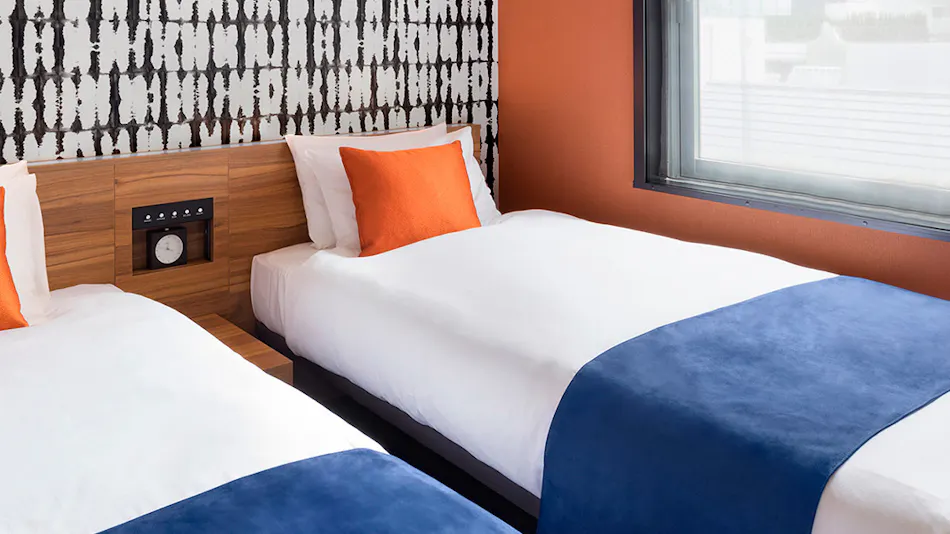 the b akasaka-mitsuke