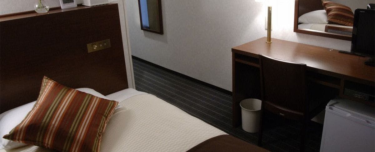 ห้องเดี่ยว 【สูบบุหรี่】