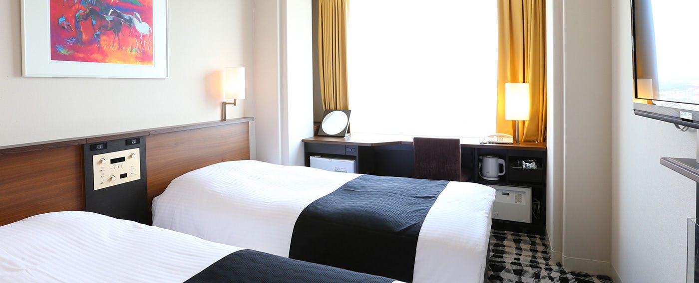 Central Tower "Standard Twin"