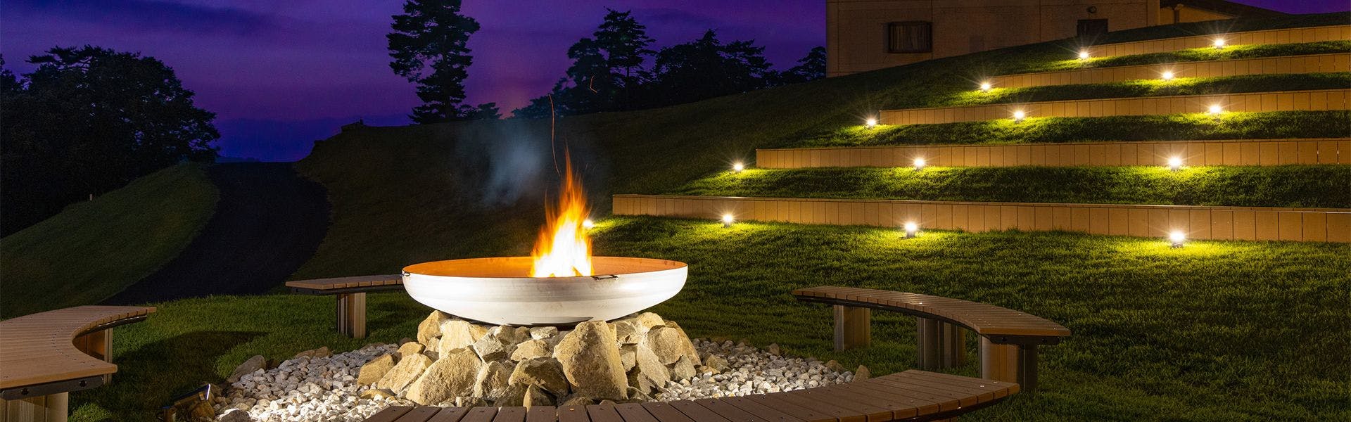 ヒルサイドデッキ