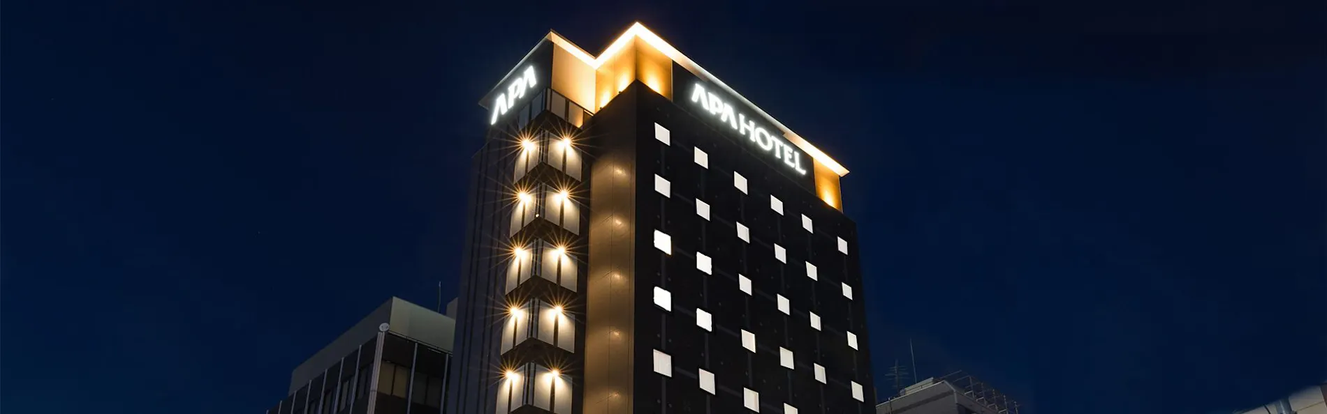 アパホテル〈銀座 新富町駅前北〉