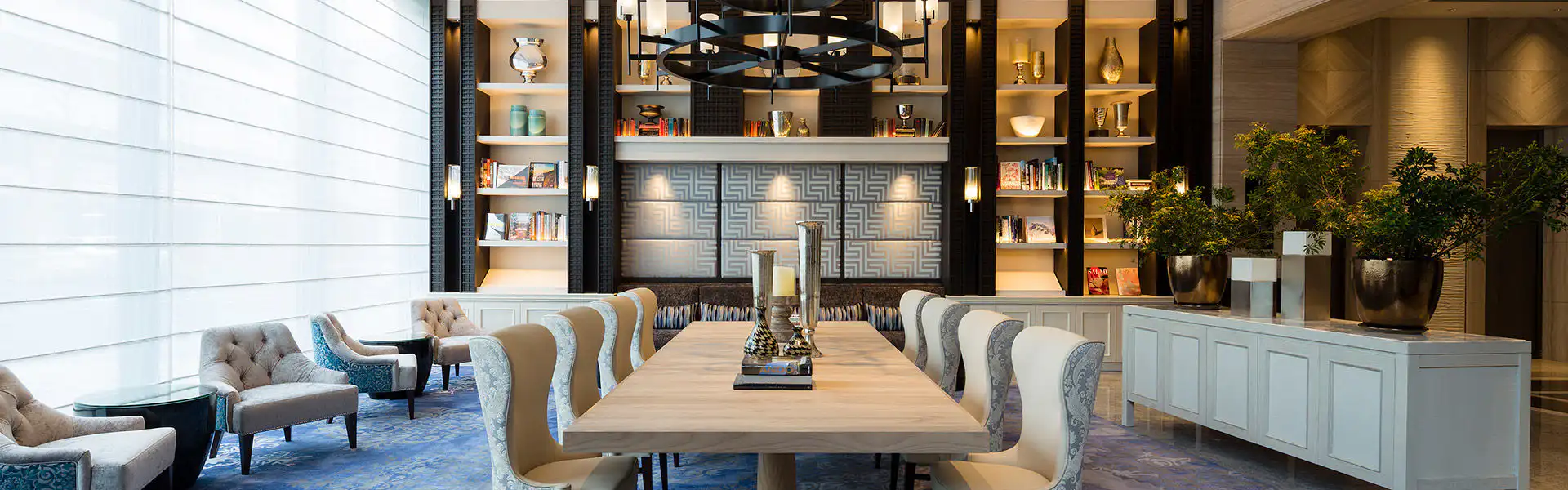 ロビーラウンジ