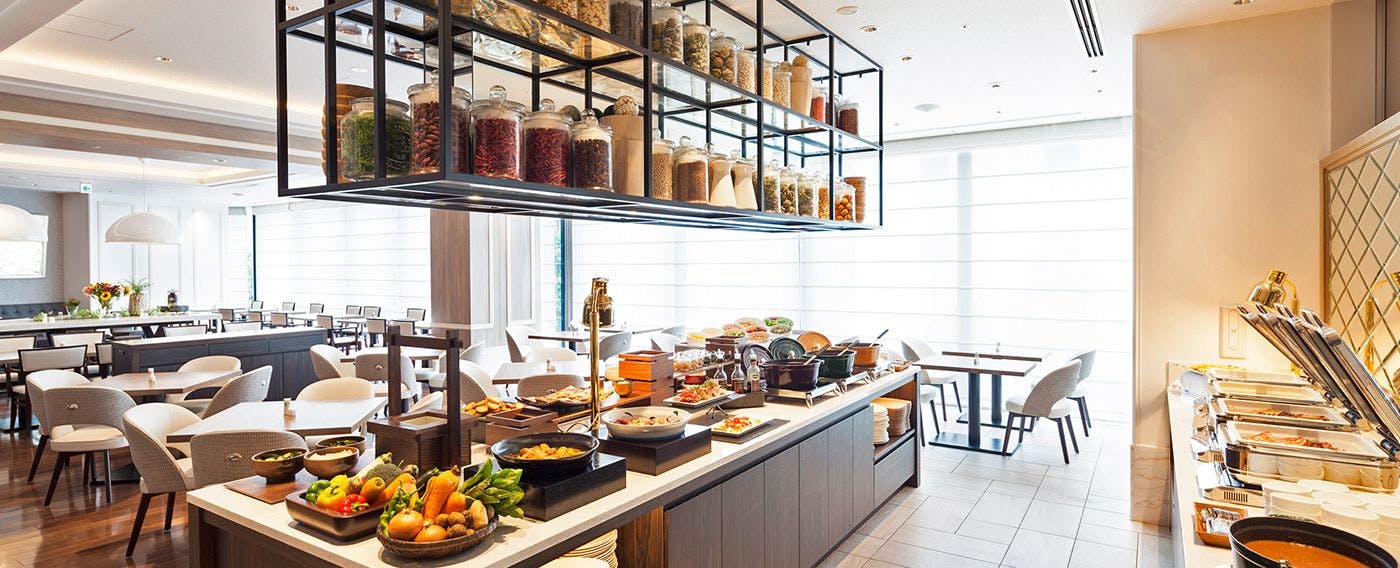 60種類以上のメニューが並ぶ和洋朝食ブッフェ