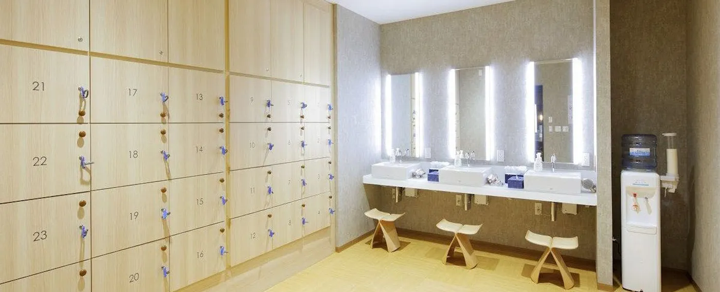 ห้องเปลี่ยนเสื้อผ้า