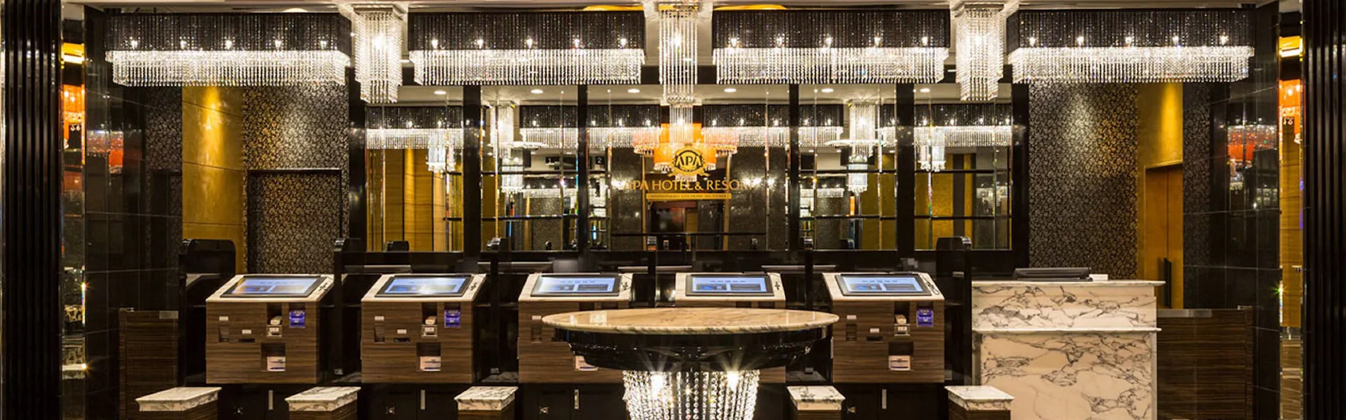 アパホテル&リゾート〈西新宿五丁目駅前タワー〉