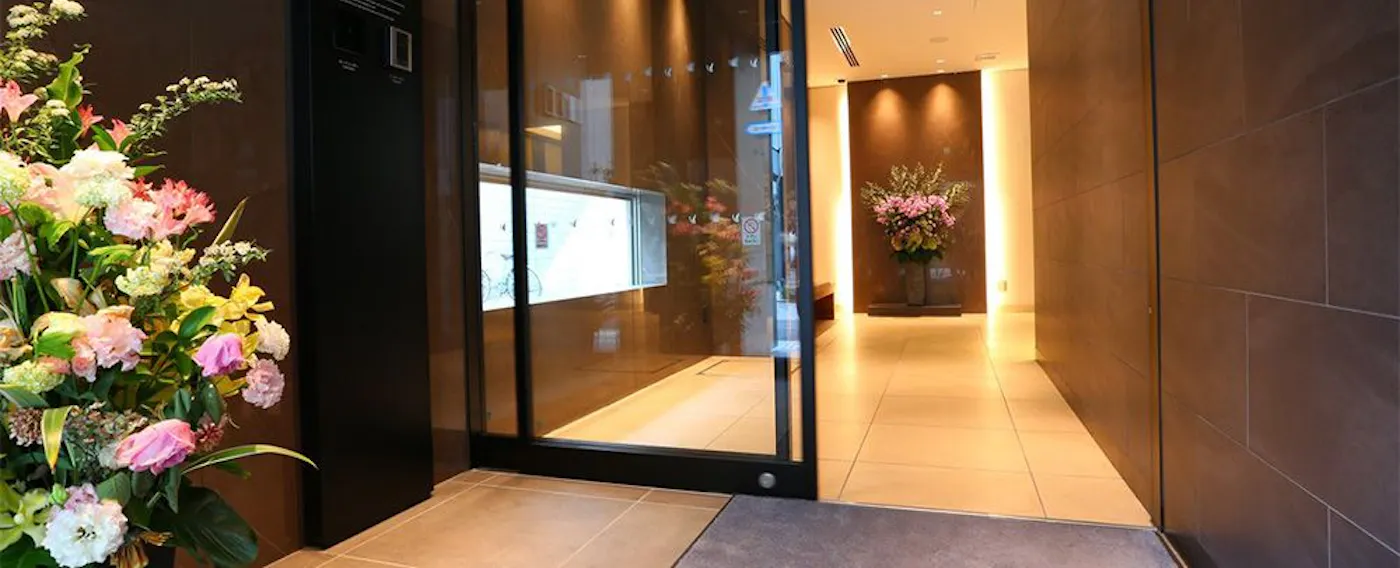 ล็อบบี้และเคาน์เตอร์ชั้น 1