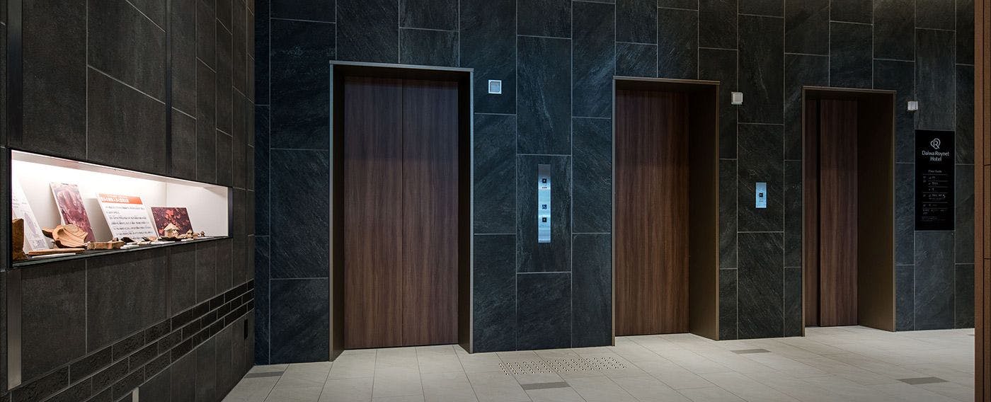 โถงลิฟต์ทางเข้า