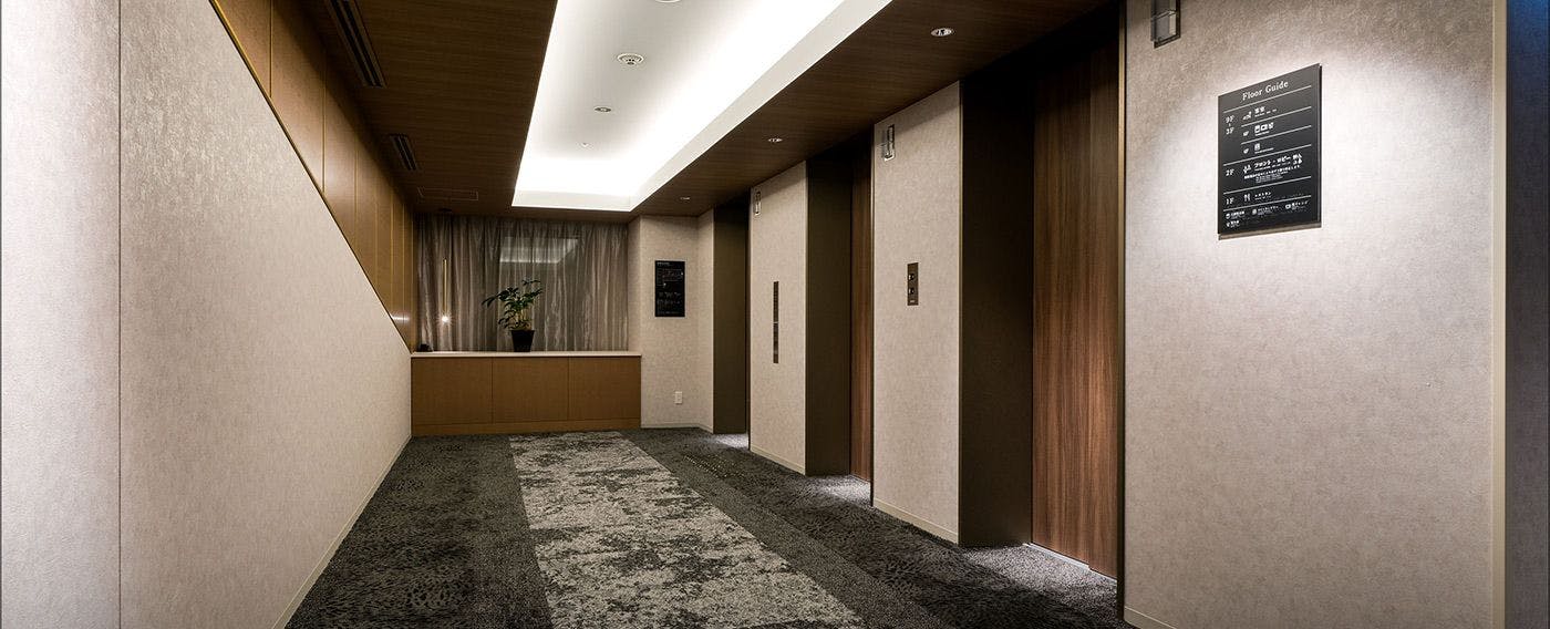 โถงลิฟต์ชั้นห้องพัก
