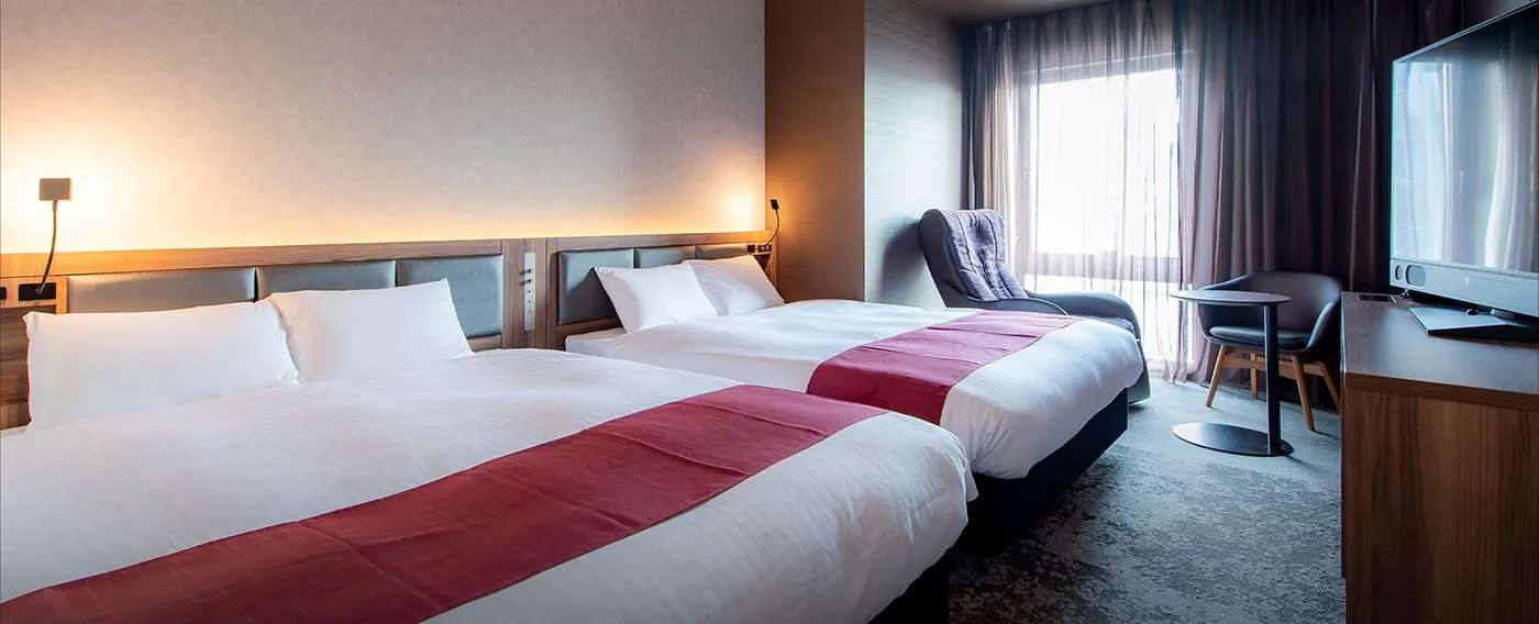 ซูพีเรีย ทวิน