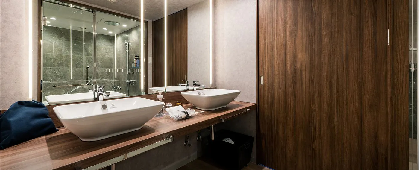 ห้องน้ำและห้องสุขา (เอ็กเซ็กคูทีฟ, โปรเจคเตอร์, จูเนียร์สวีท)