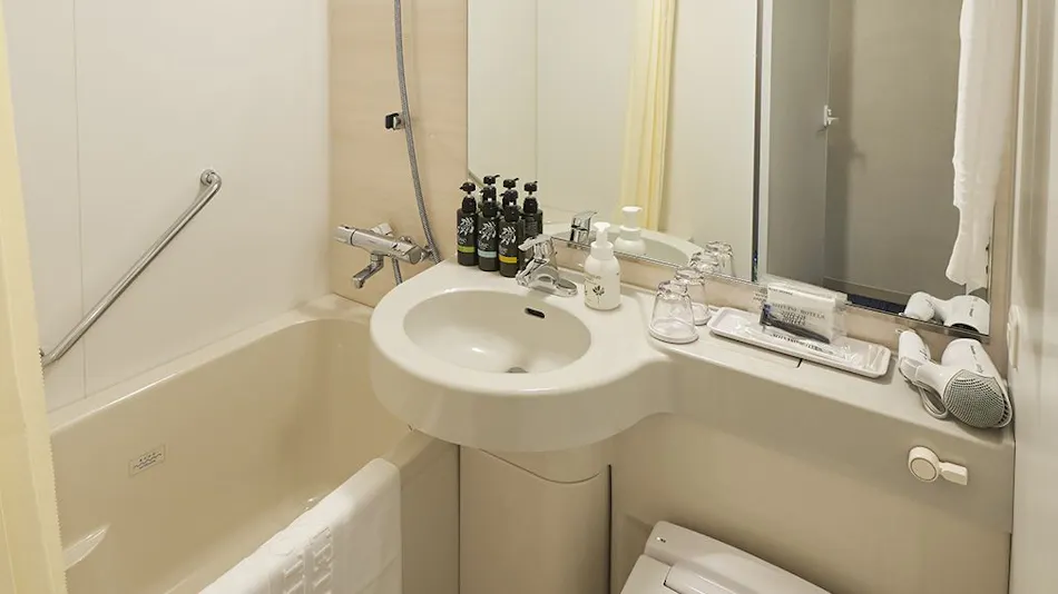 Sotetsu Fresa Inn Kamakura-Ofuna Station East Exit