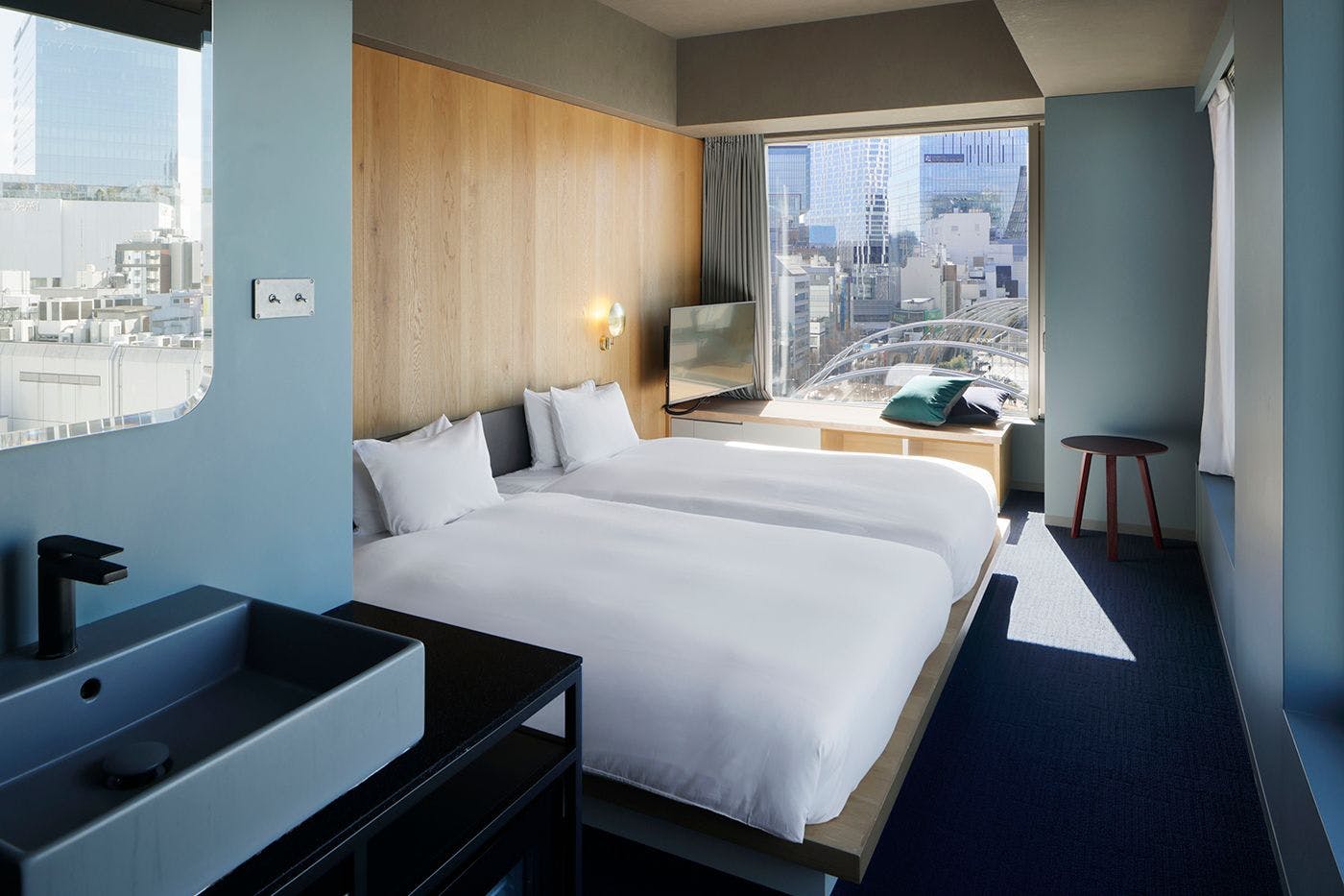 sequence MIYASHITA PARK