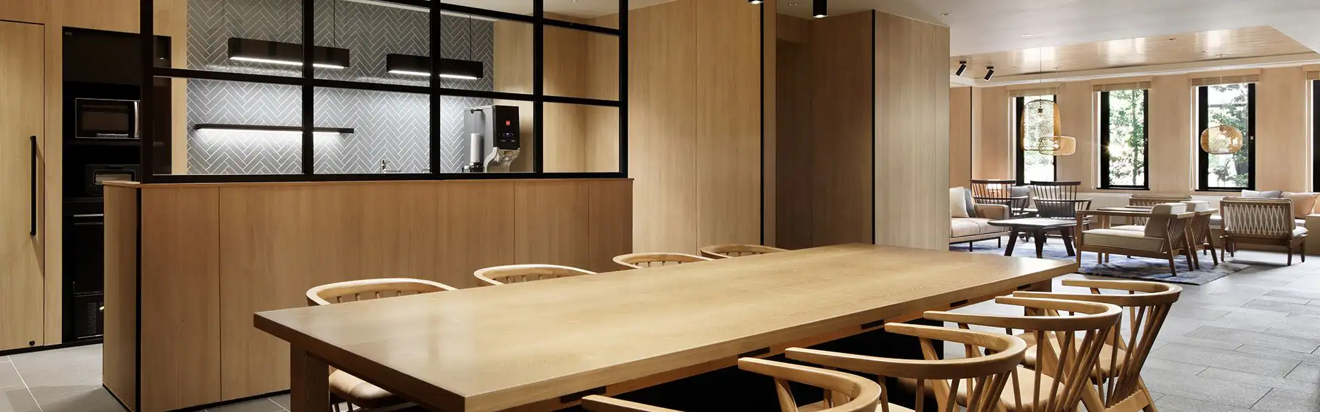 ロビー/キッチン