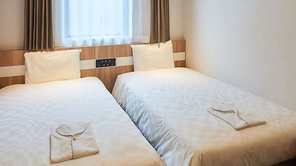 Henn na Hotel Komatsu Ekimae