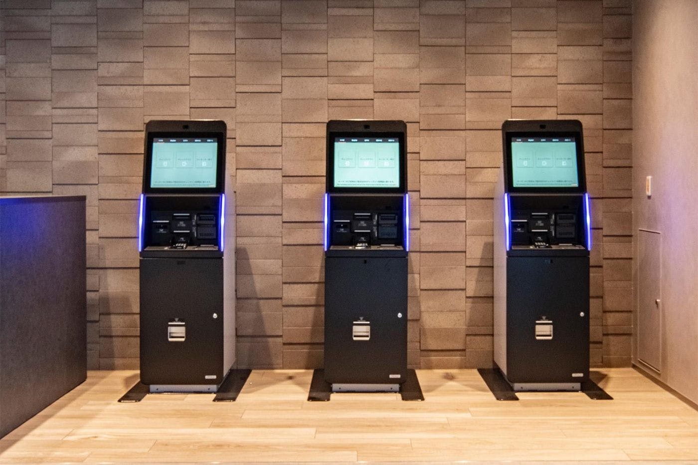 Mesin Check-in Otomatis