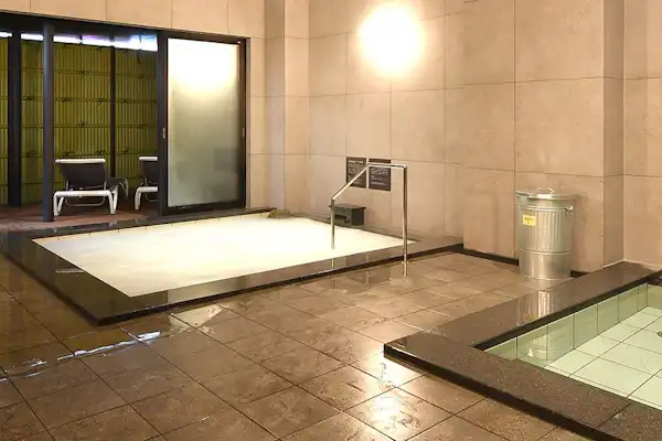 ห้องอาบน้ำสาธารณะ