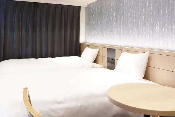 สแตนดาร์ดทวิน