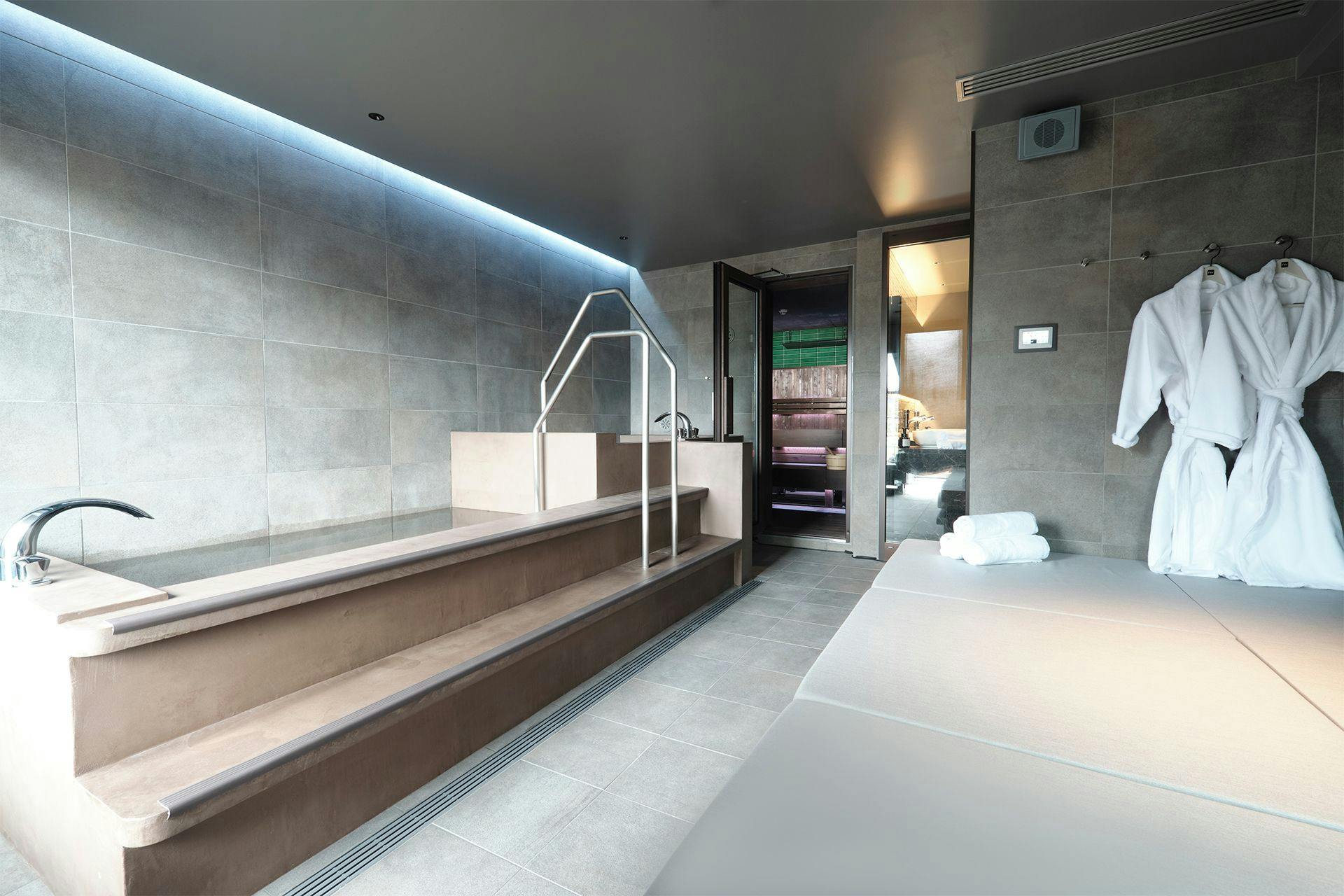 ฮิวเฮาส์