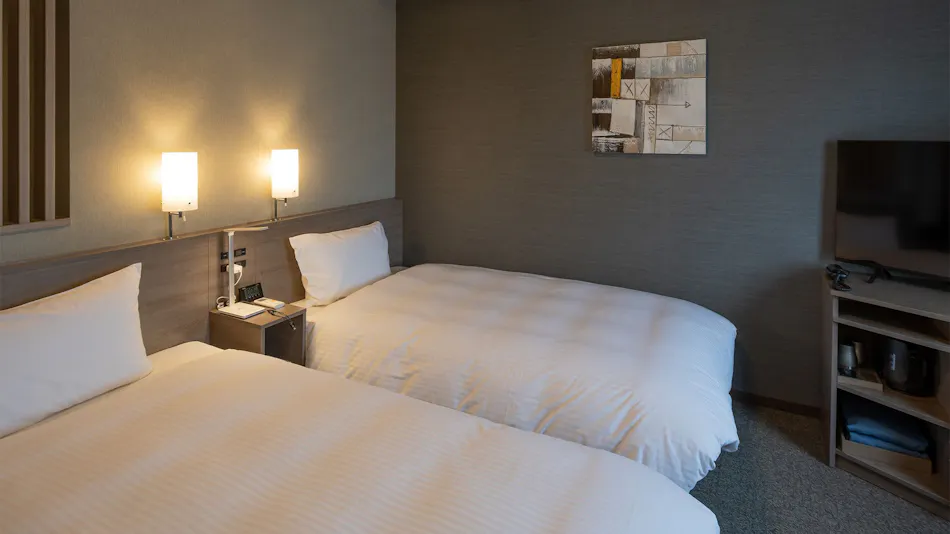 Hotel Route-Inn Grand Wakayama Station East Exit