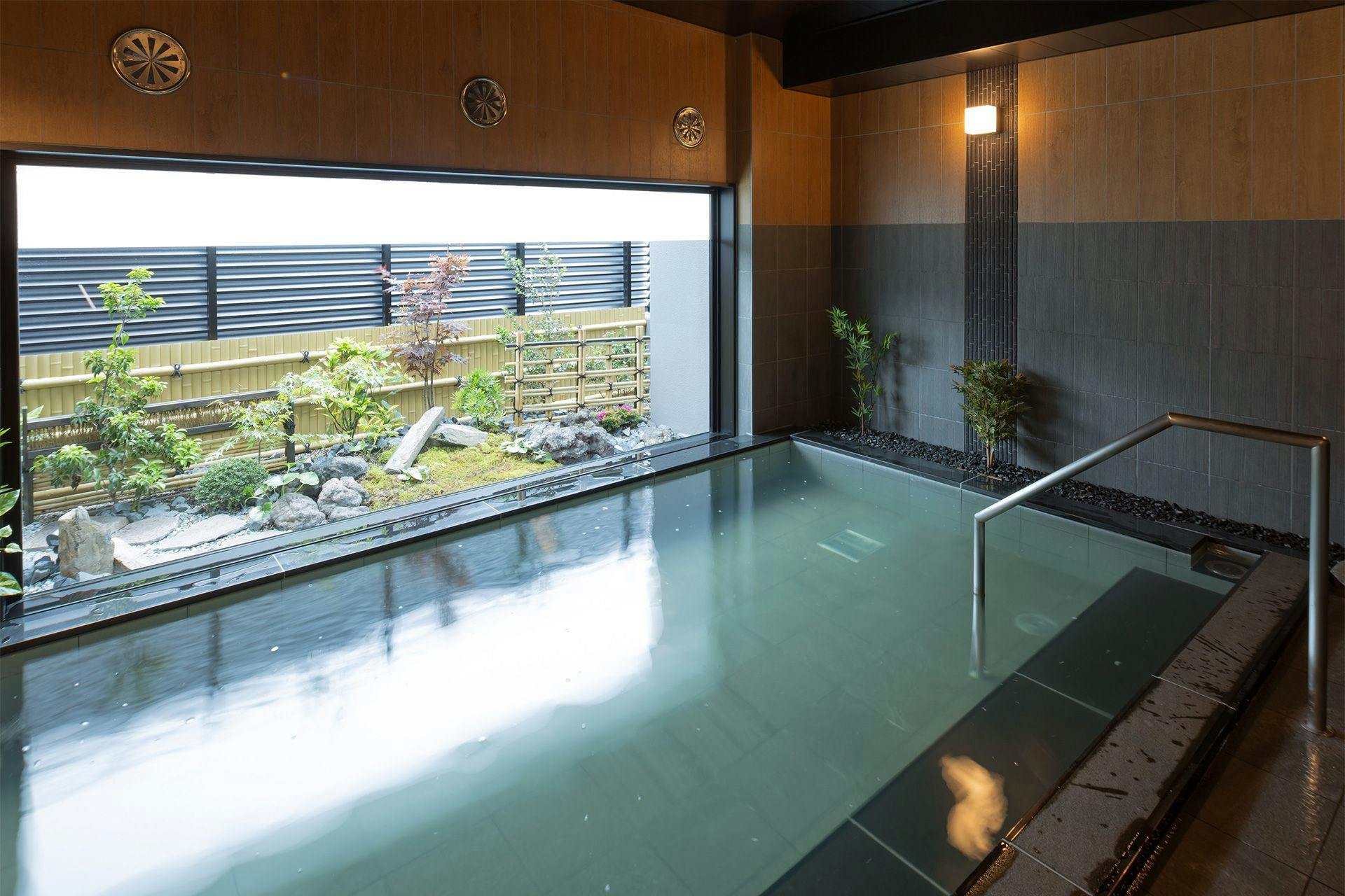 ห้องอาบน้ำสาธารณะ